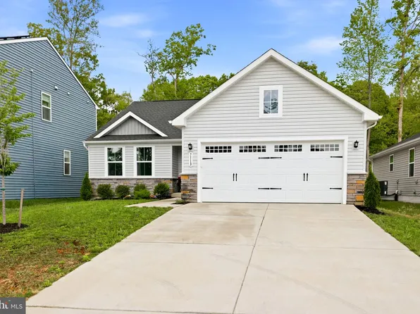 7113 Iron Gall Ln, Ruther Glen, VA 22546