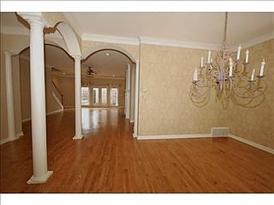 4th image of 1709 Halleford Cir