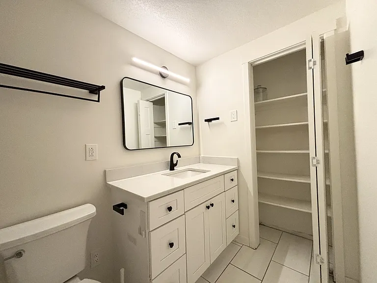 11299 S Woodhill Dr — Photo 15