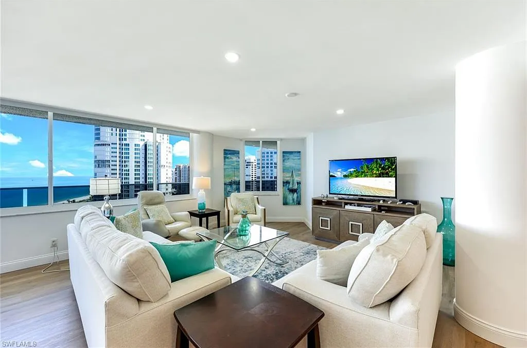 2 bed, 2.0 bath, 1735 sqft, $18,000 — Photo 4