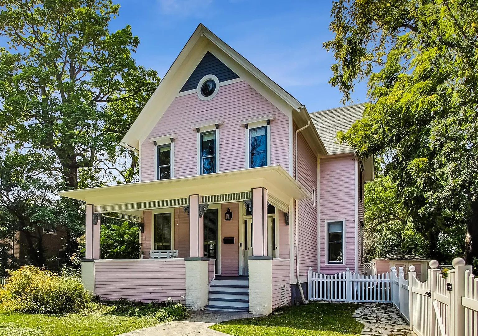 11216 S Oakley Ave, Chicago, IL 60643 | Zillow