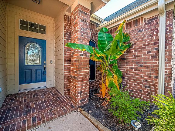 4th image of 3815 Founders Drive