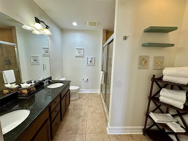 13941 Clubhouse Dr #315 — Photo 4