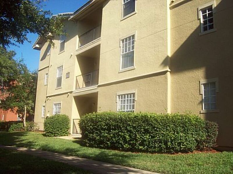 1st image of 114 Vista Verdi 200 Cir