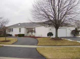 7657 Winter Sweet Dr, Holland, OH 43528