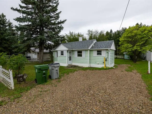 1510 E 63rd St, Edson, AB T7E 1S2