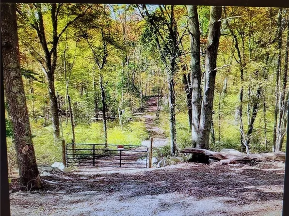 47 North Rd, Hopkinton, RI 02833