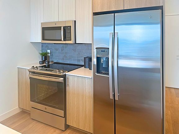 2nd image of 345 N Canal St APT 907