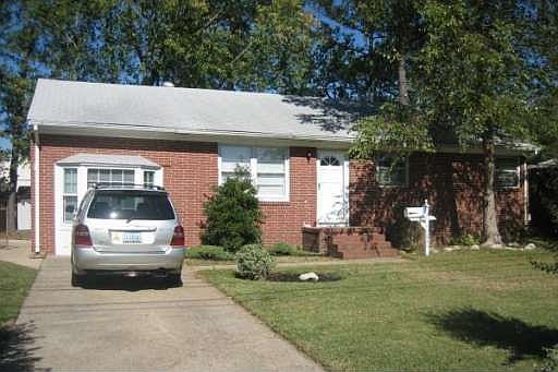 1st image of 4004 Candlewood Dr