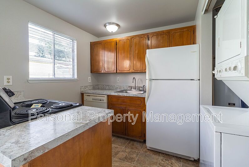 1st image of 506 E 34th St APT B