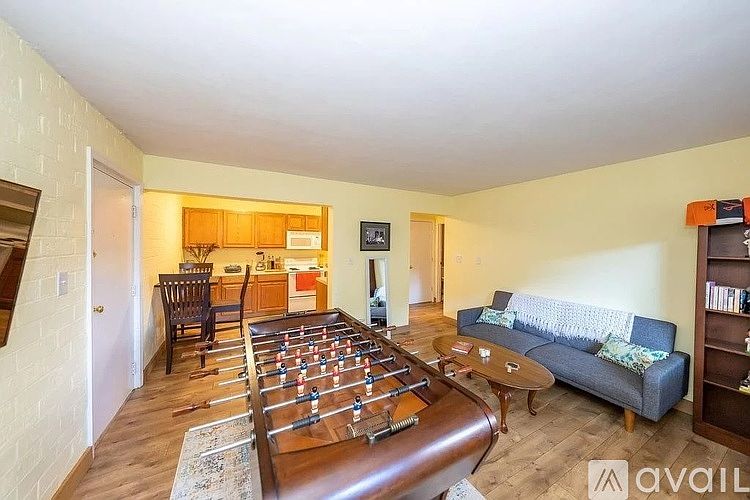 1st image of 1800 Jefferson Park Ave APT 28