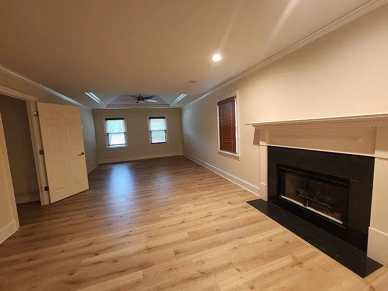 270 S Shore Dr — Photo 32