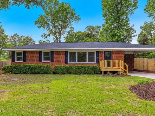 203 Sunnyvale Drive, Wilmington, NC 28412