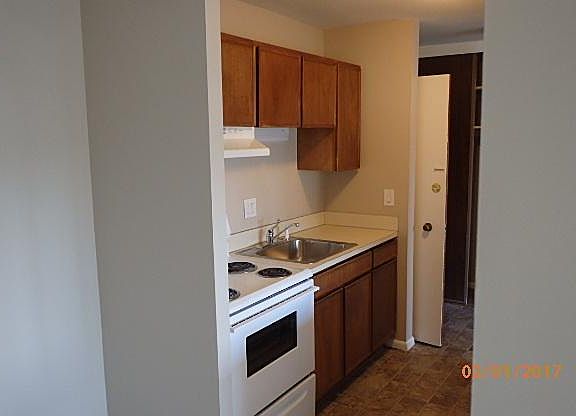 5th image of 5209 Russell Ave NW APT 206