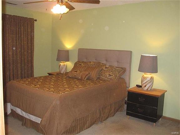 5th image of 31 Wenona Ct