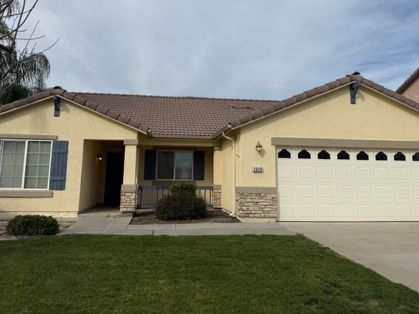 2020 W Bristol Lane, Hanford, CA 93230