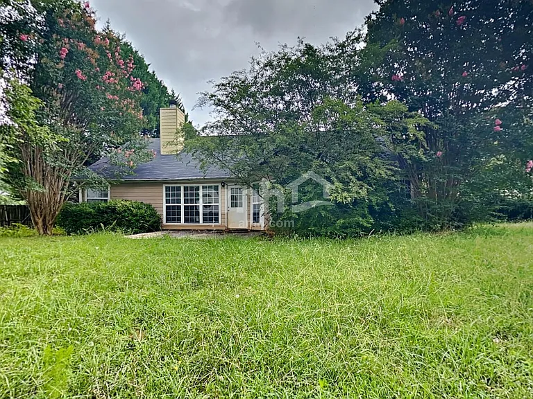 2740 Avalon Meadows Ln — Photo 22