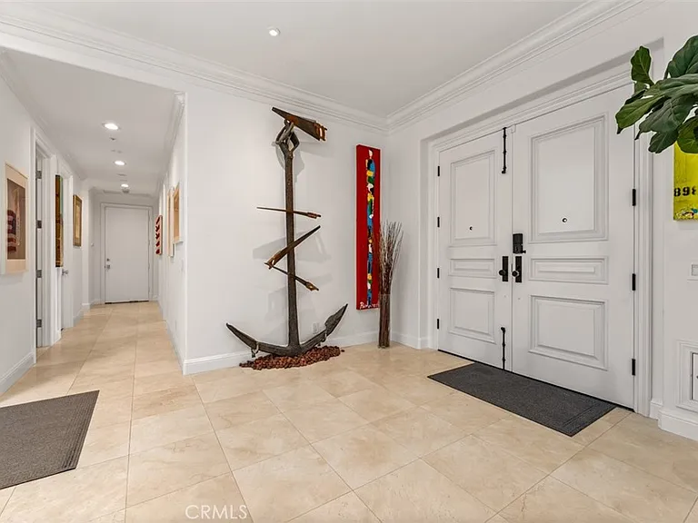 215 Poppy Ave — Photo 12