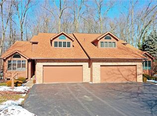 9111 Inverrary Dr SE, Warren, OH 44484