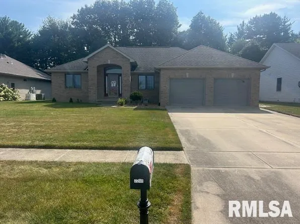 2208 Dubsdread Dr, Springfield, IL 62711