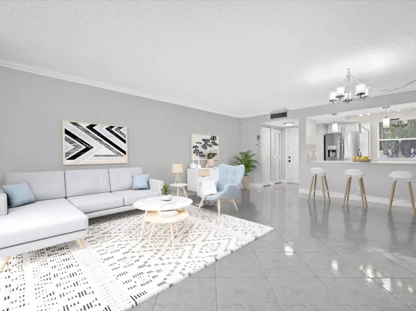 15 Willowbrook Lane #203, Delray Beach, FL 33446