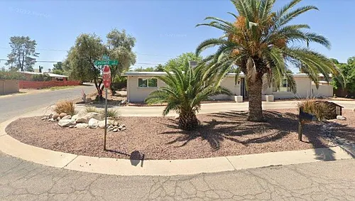 6042 E Eastland St Photo 1