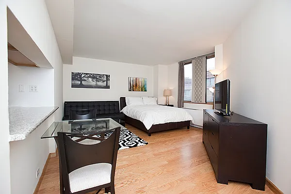 Rented by null | media 52