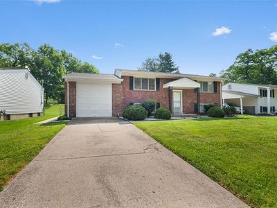 3062 Donnycave Ln, Maryland Heights, MO, 63043