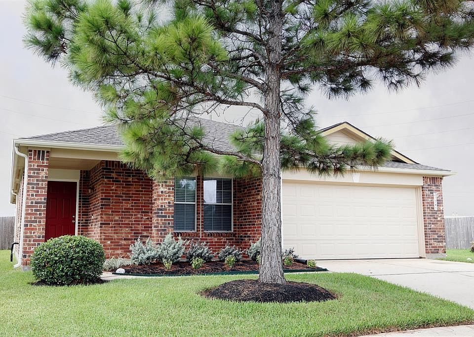 1st image of 21747 Stoney Bluff Ln