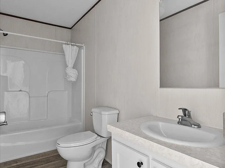 Auburndale Estates — Photo 29