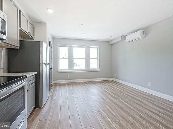 2nd image of 323 S 51st St #4