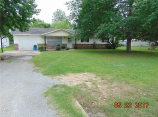 211 S Mayes St, Pryor, OK 74361