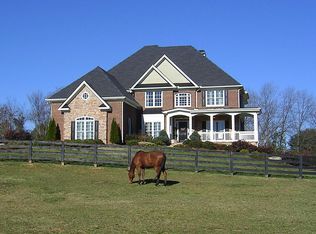 140 Red Gate Lakes Dr, Canton, GA 30115