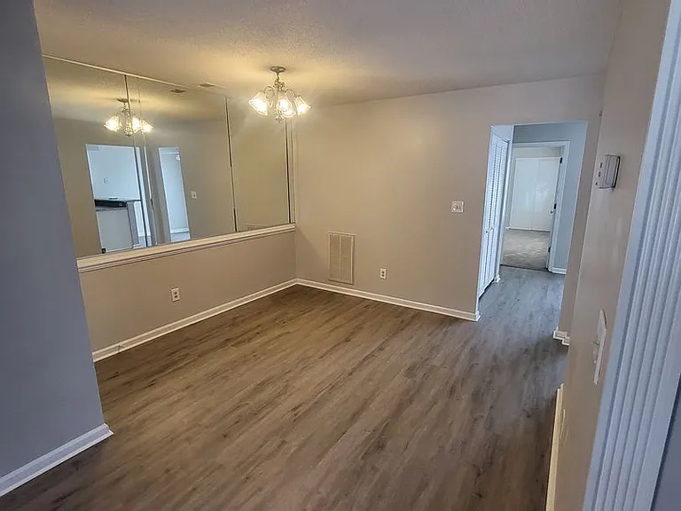 1119 Shoal Creek Trl — Photo 3