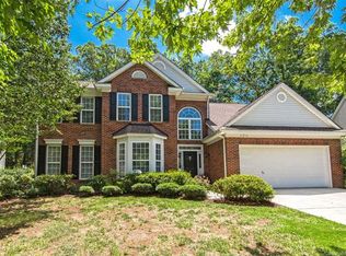 6216 Falls Lake Dr, Charlotte, NC 28270