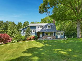 9 Deacon Abbott Rd, Redding, CT 06896