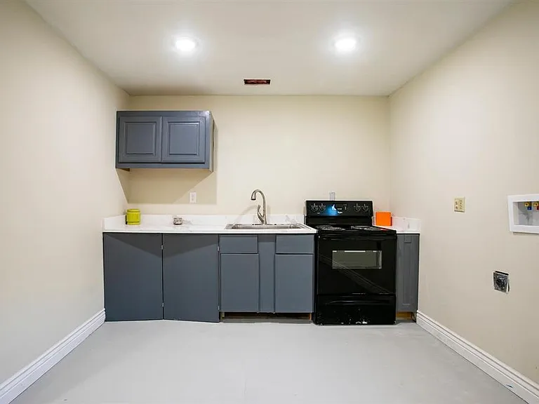 7027 Alpha Rd #1 — Photo 7
