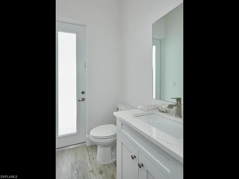 1448 10th St N — Photo 14