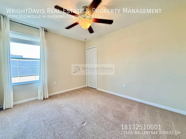 12404 Ballentrae Forest Dr — Photo 29