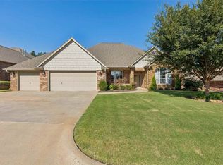 922 S West Oaks St, Stillwater, OK 74074