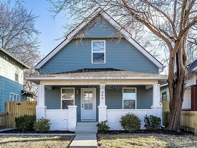 849 N Oakland Ave — Photo 1