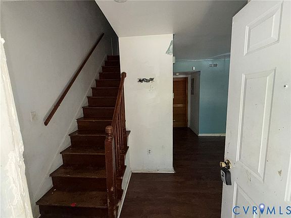 2nd image of 1607 Old Iron Rd