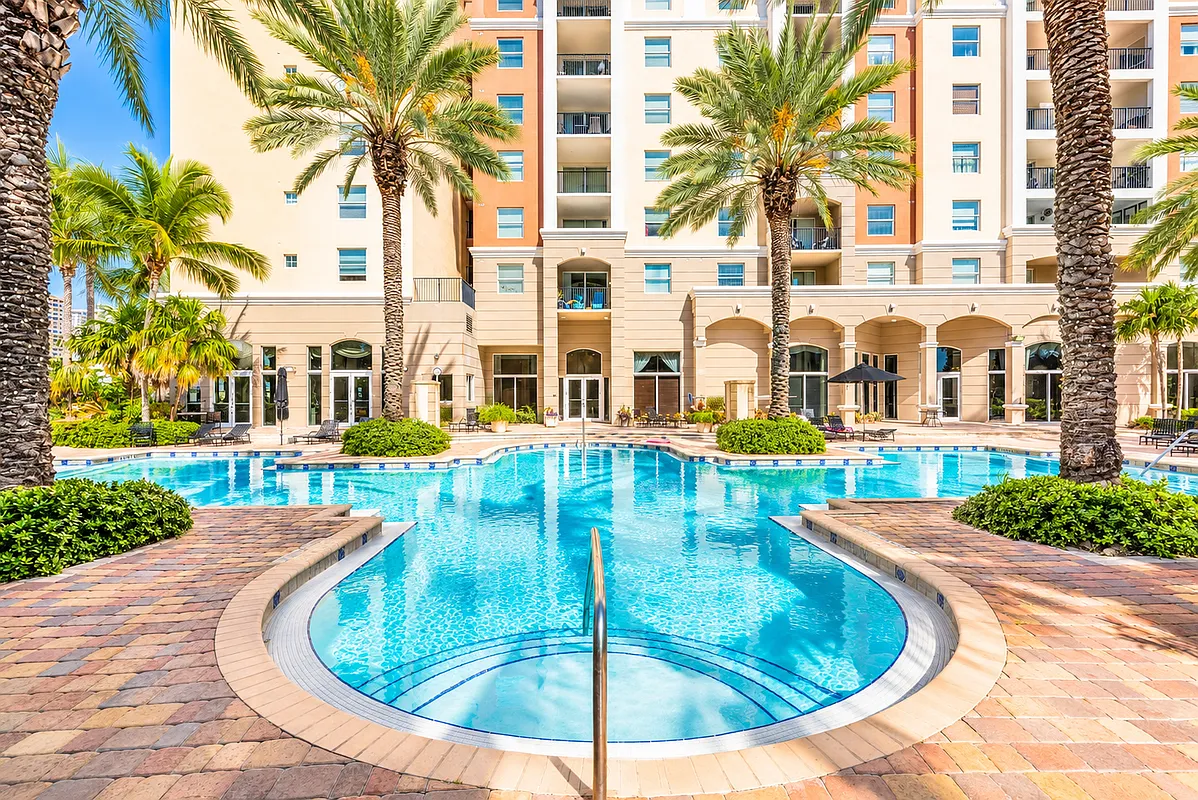 2 bed, 2.0 bath, 1024 sqft, $2,850 — Photo 1