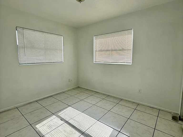 1109 Marlowe Ave — Photo 8