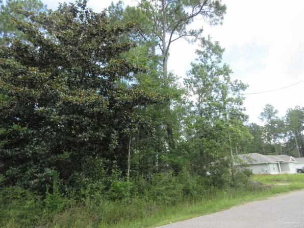 Summer St, Milton, FL 32583