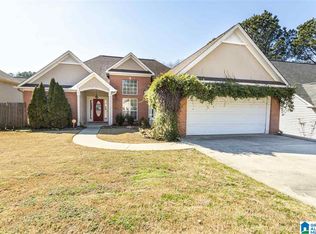 163 Saint Charles Dr, Hoover, AL 35080