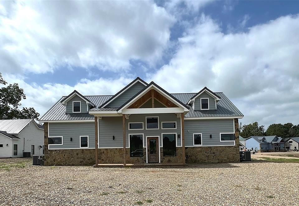 1st image of 294 Stones River Ln