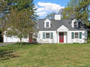 51 Chestnut St, Concord, MA 01742