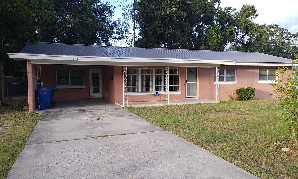 1st image of 709 Piedmont Dr