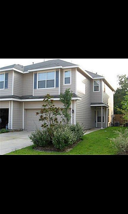 1st image of 17206 Oakwood Chase Dr